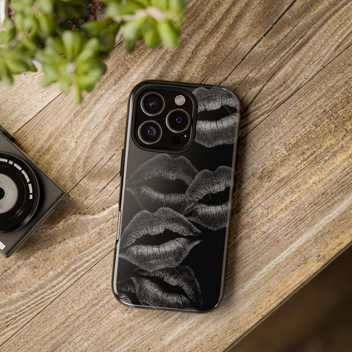 Midnight Kiss – Protective Luxe Case